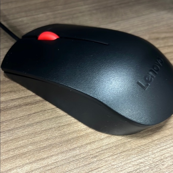 Lenovo Black Wired Mouse - Picture 2 of 2